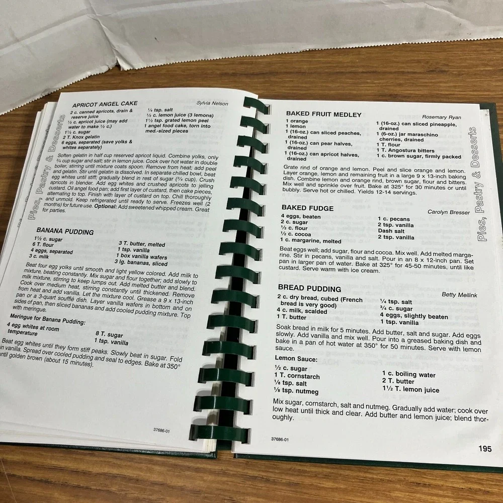 Muskogee Oklahoma Three Rivers Museum 2001 Cookbook Recipes & Remembrances